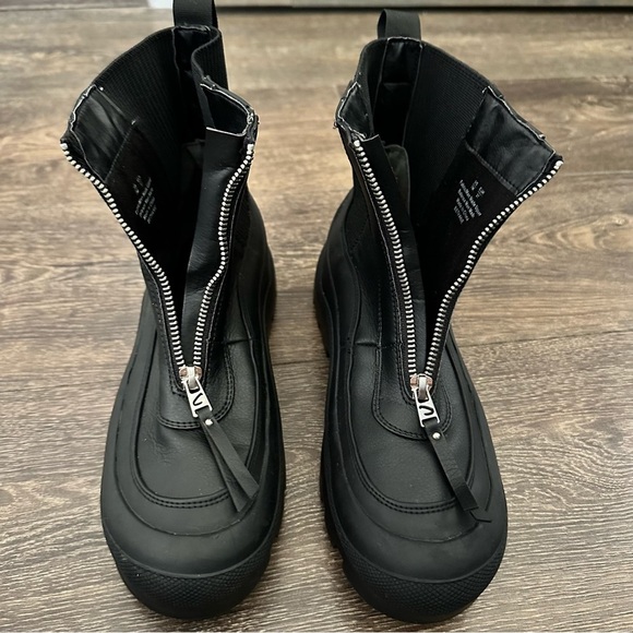 Sam Edelman Circus NY ‘Bethanie’ Rainboot - Picture 6 of 15